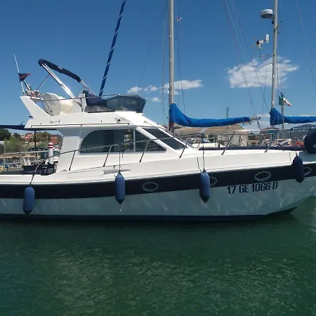 Charter Boat And Breakfast