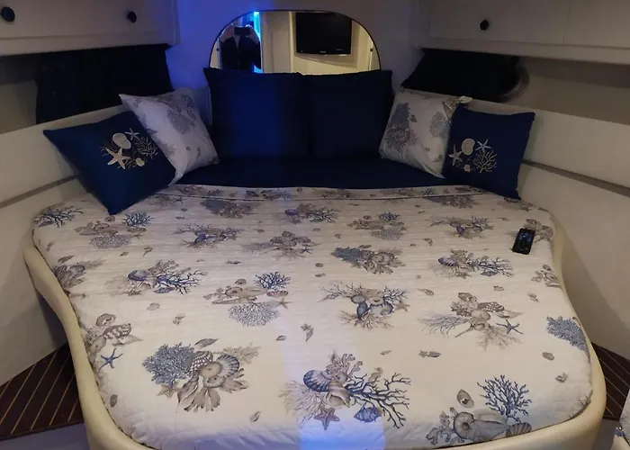 Charter Boat And Breakfast